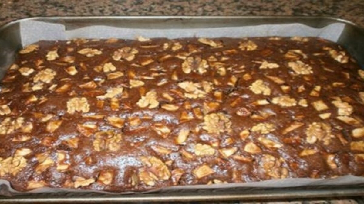 Jednoduchá a vždy veľmi chutná maškrta: Stačí vlastne zmiešať iba všetko dokopy a jednoducho vložiť do rúry!