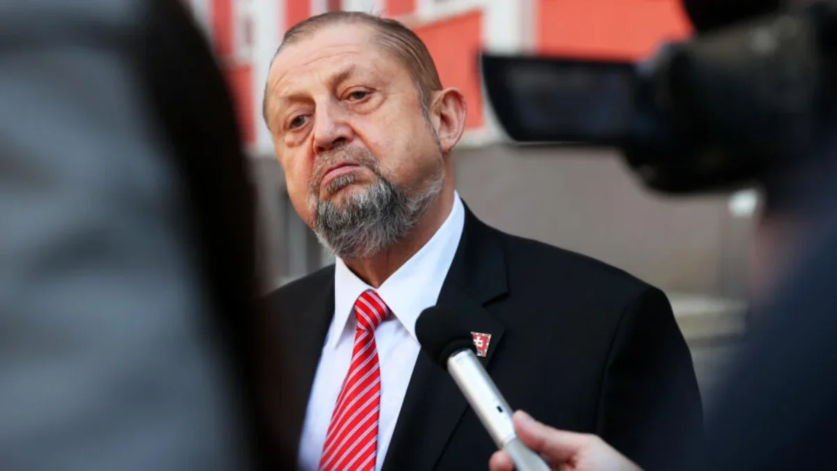 JUDr. Štefan Harabin: Vojna a mier