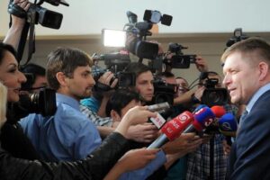 MÉDIÁ A OPOZÍCIA NECHCÚ POČUŤ PRAVDU