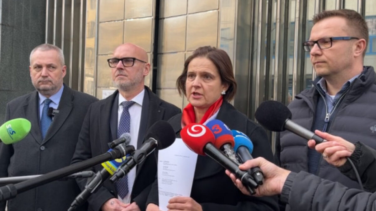 Liberáli podávajú trestné oznámenie na občianske združenie Brat za brata, kritizujú nečinnosť bezpečnostných zložiek – VIDEO