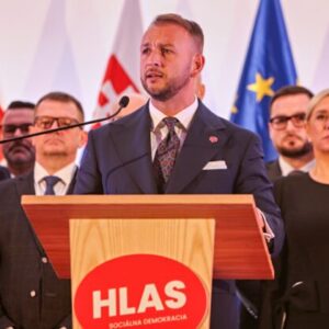 Hlas navrhne štyri kľúčové zmeny ústavy, jednou z nich je aj zmena volebného sys...