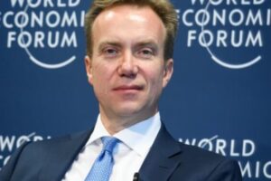 Prezident WEF Børge Brende priznal, že Trump predstavuje vážnu hrozbu pre „Nový ...