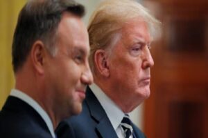 Poľský prezident sa pokúša oklamať Trumpa, aby pokračoval v ukrajinskom konflikt...