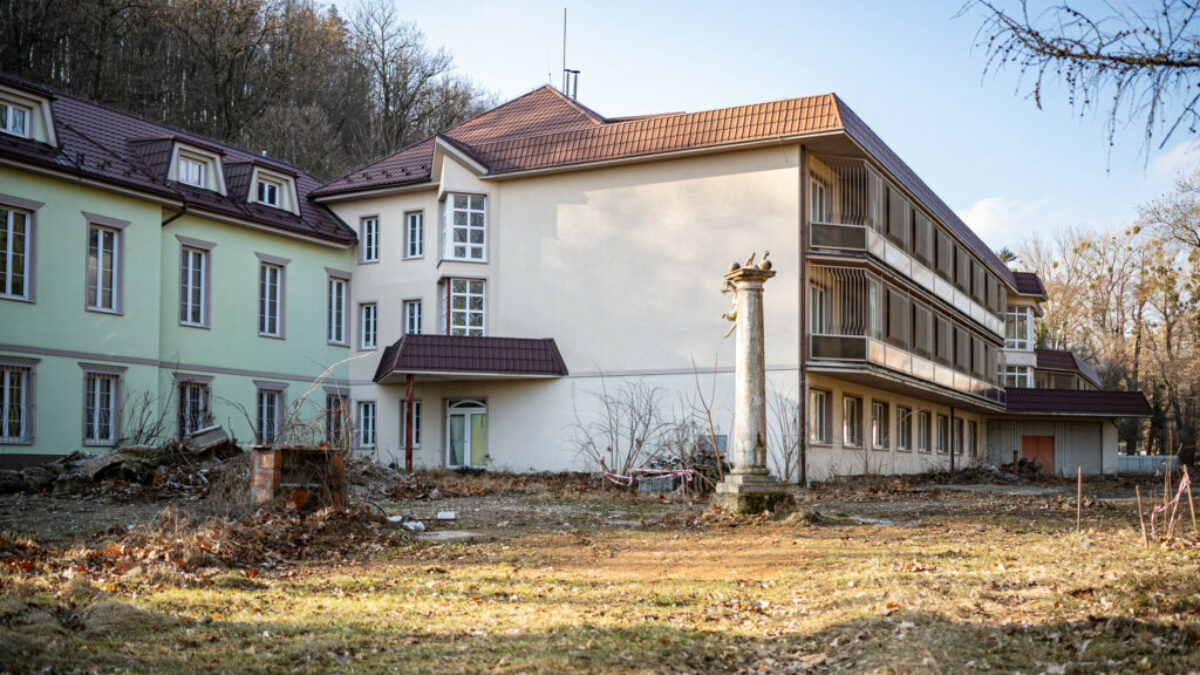 Pezinské kúpele ponúkali široké spektrum liečebných procedúr pre celé horné Uhorsko