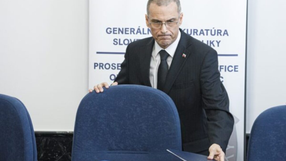 Žilinka informoval o návrhu prokurátora zrušiť nezákonné preloženia policajtov