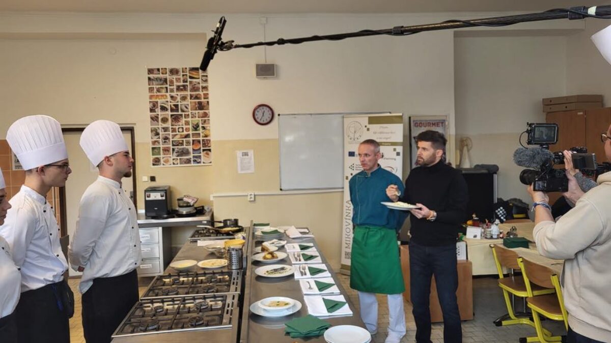 Žiaci župnej hotelovky ukázali svoje kulinárske zručnosti v populárnej televíznej relácii