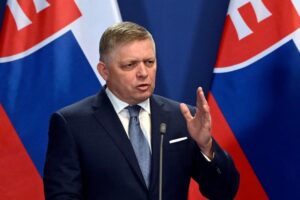 Robert Fico: OPOZÍCIA SI ASI MYSLÍ, ŽE NEMÁME NIČ INÉ NA ROBOTE, AKO CHODIŤ DO P...