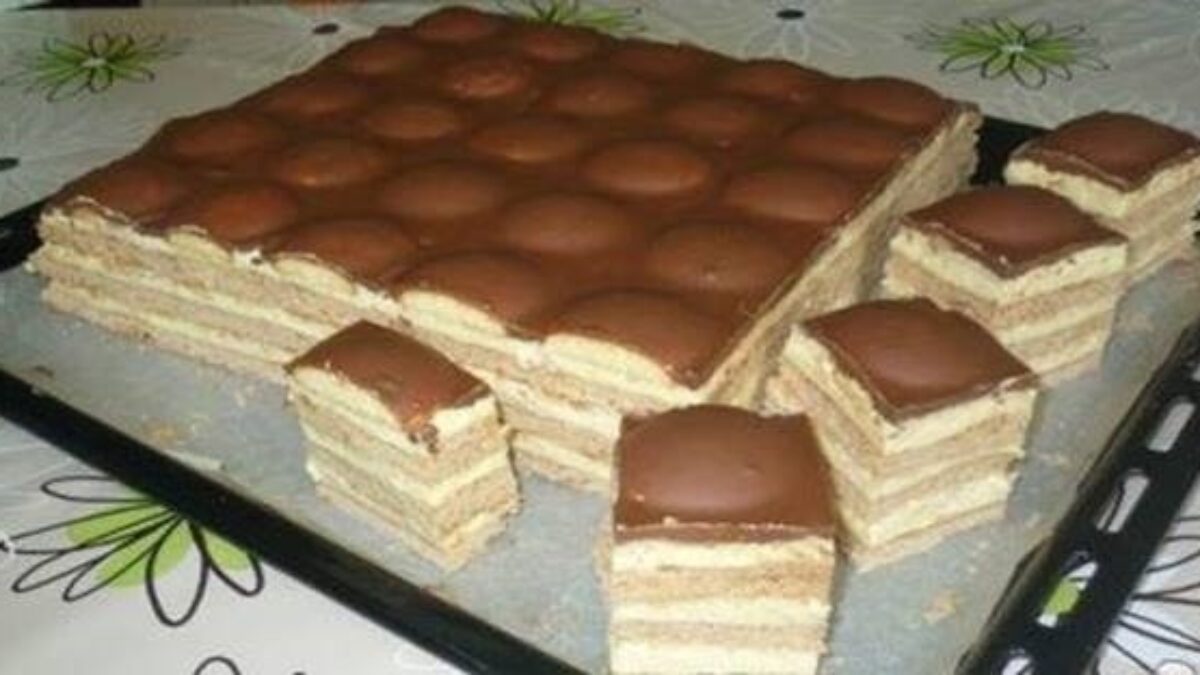 Mamičkine tango rezy nemajú fakt žiadnu chybu: Piškótová maškrta s pudingovým krémom, ktorá je prudko-návyková!