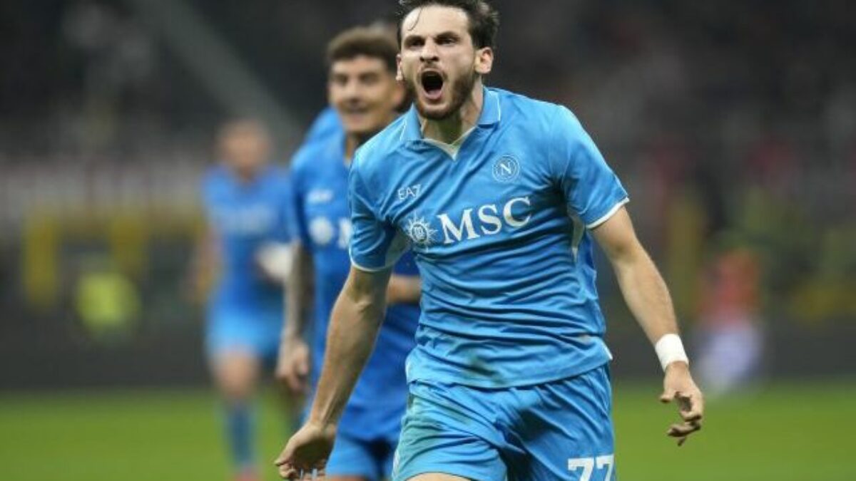 Krídelník Kvaracchelija požiadal o odchod z Neapola. Som veľmi sklamaný, tvrdí Conte