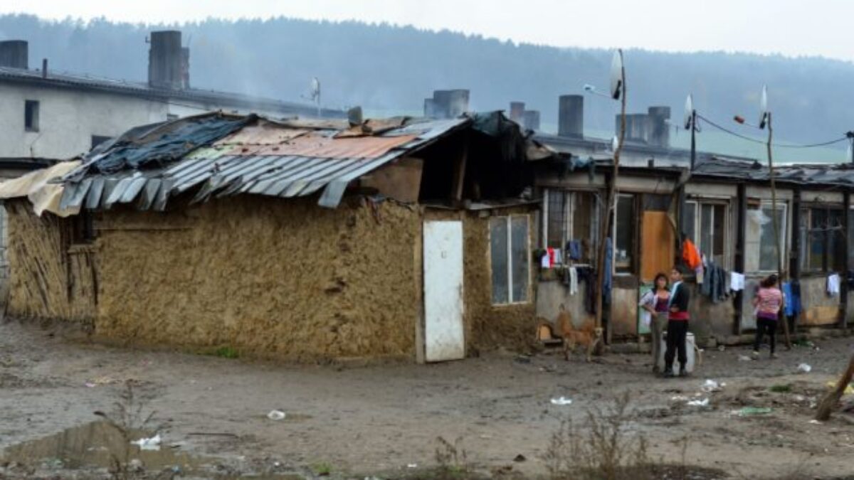 Úrad vlády SR vyhlásil dopytovo-orientovanú výzvu na podporu rómskych komunít