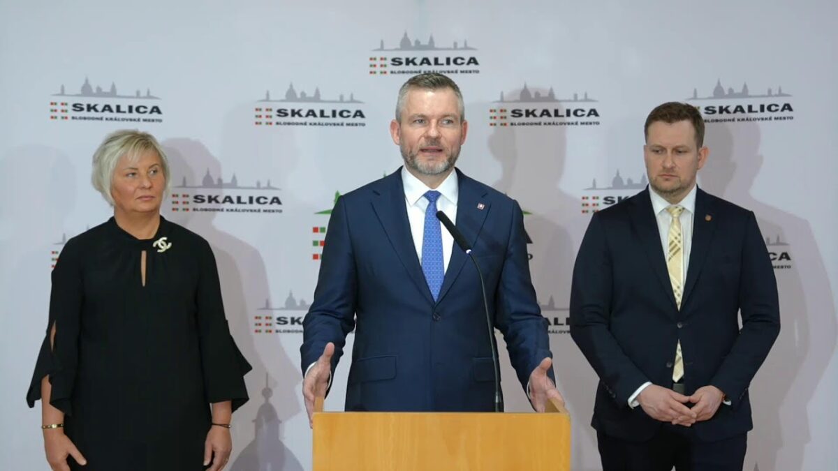 Tlačová konferencia počas regionálneho výjazdu do Senice a Skalice