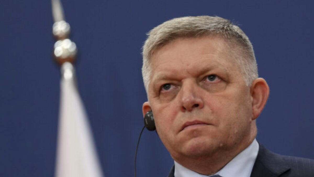 Fico de facto odmietol stretnutie s generálnym tajomníkom NATO, podľa Šimečku nie je zažehnaná ani koaličná kríza – VIDEO