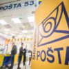 Slovenskú poštu navštevuje každý rok čoraz menej ľudí, podávanie listov a poštov...