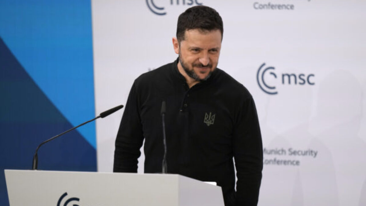 Zelenskyj vyzval na vytvorenie európskej armády a zablokoval dohodu s Trumpom