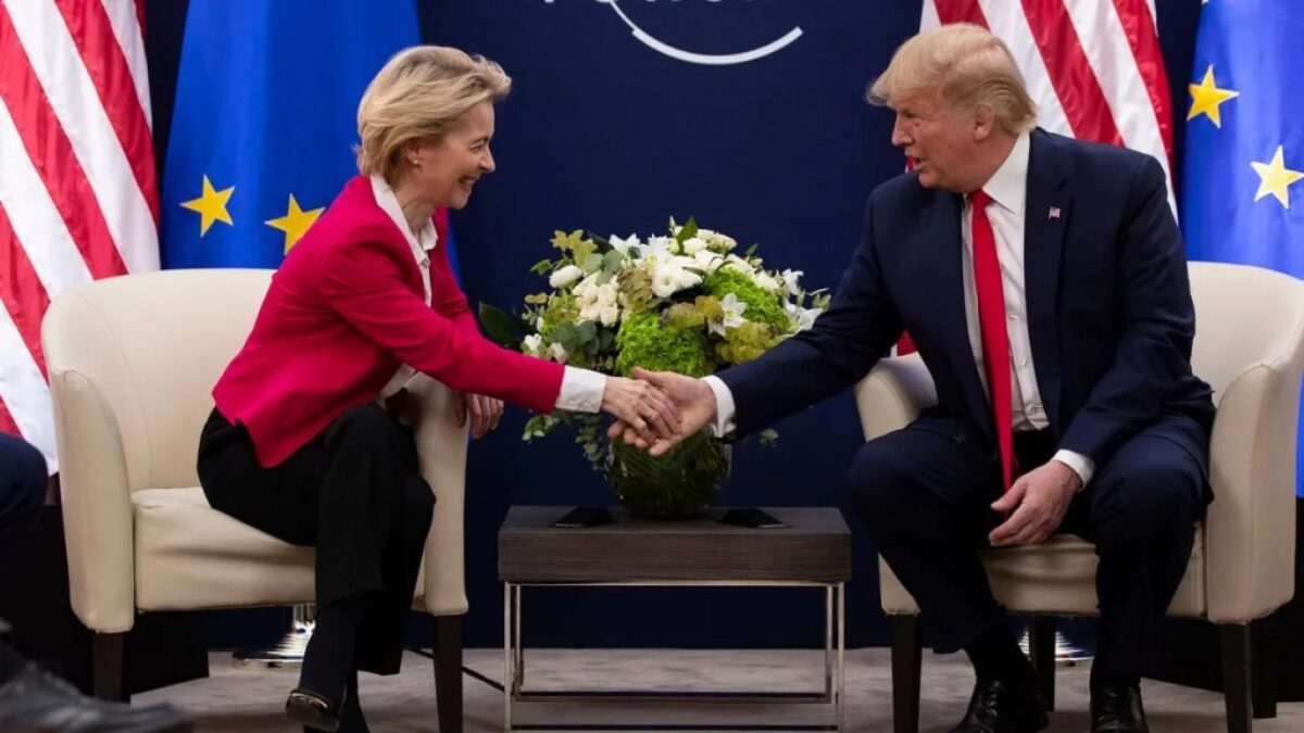 Snehulienka Ursula, sedem trpaslíkov a princ Trump