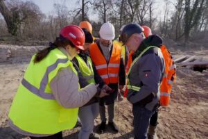 V RUSOVCIACH SA PRACUJE NAPLNO