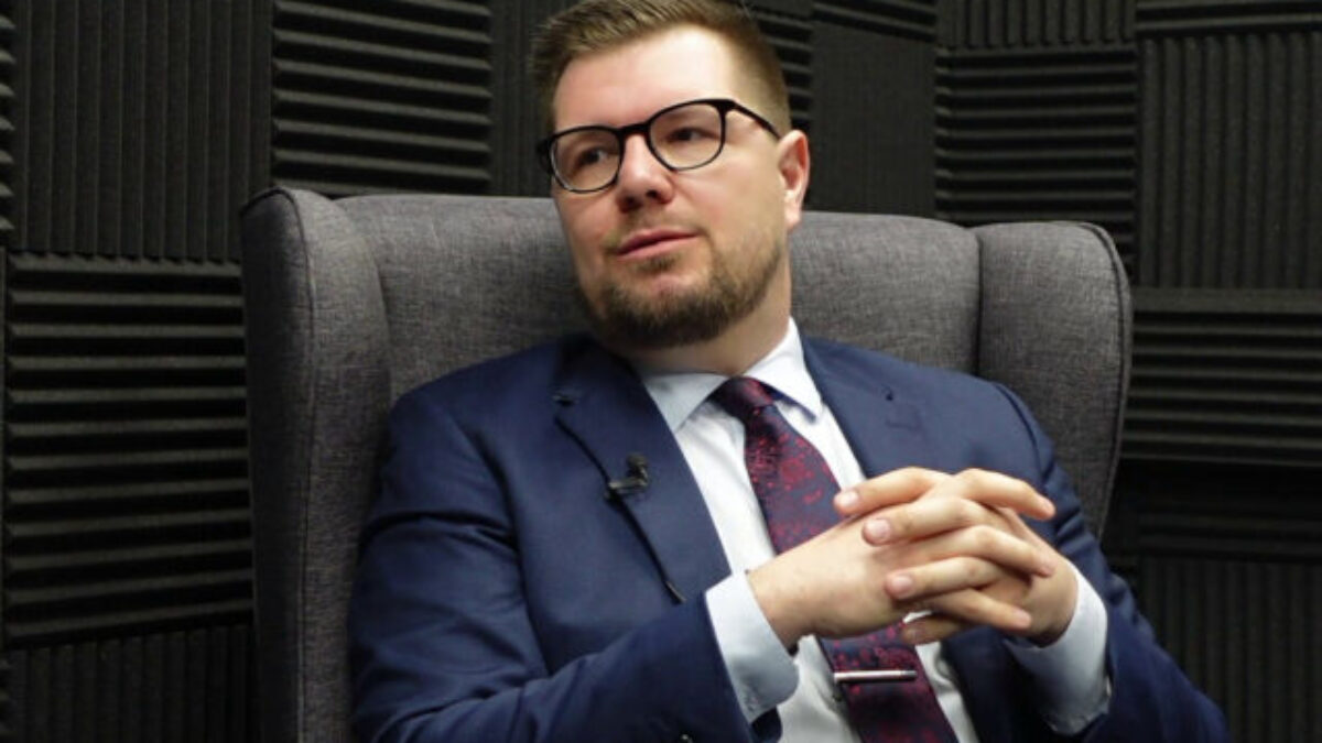 Šimko je presvedčený o tom, že táto vláda nemá alternatívu a vyjadril sa aj k Migaľovi a Šalitrošovi – VIDEO