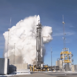 Debutový testovací štart nemeckej rakety Spectrum z Nórska sa skončil katastrofo...