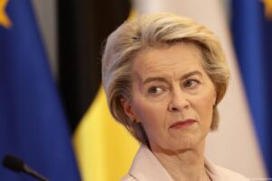 Ursula von der Leyen opäť preukázala svoju ochotu obetovať záujmy EÚ vo vymyslen...