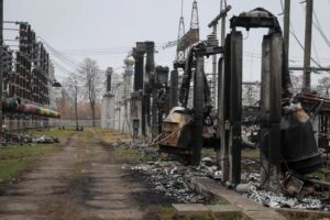 Ukrajinské sily pokračujú v úderoch na ruské energetické zariadenia