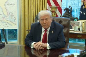 Donald Trump oznamil 25% clá na autá montované v zámorí