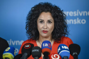 Progresívci žiadajú mimoriadne zasadnutie výboru pre kultúru a médiá, Jaurová kr...