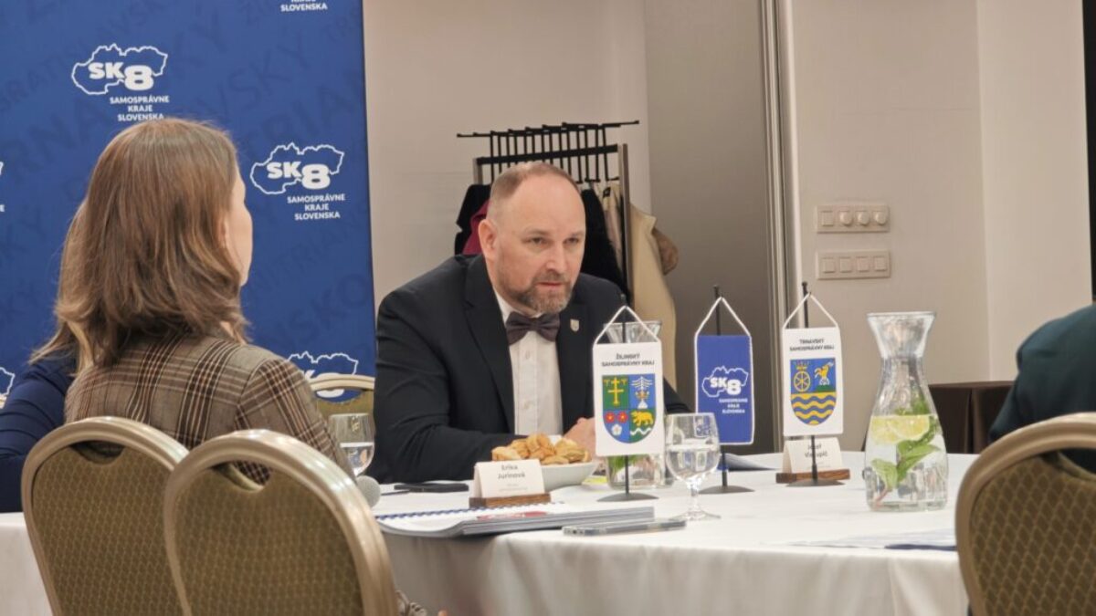 Združenie samosprávnych krajov SK8 rokovalo v Martine. Na programe boli ekonomické a legislatívne témy