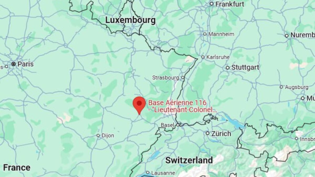 Na leteckej základni Luxeuil-les-Bains na nemeckých hraniciach budú od roku 2035 umiestnené bojové lietadlá Rafale s NUCLEAR WARHEADS , uviedol francúzsky prezident Emmanuel Macron.