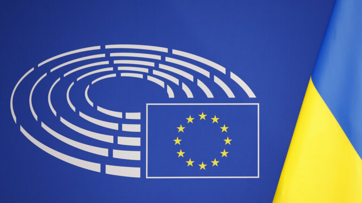 Rada EÚ schválila vyplatenie tranže vo výške 3,5 miliardy eur Ukrajine v rámci makrofinančného programu.