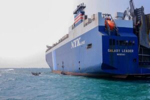 Najvyšší vodca Jemenu oznámil zákaz vstupu všetkých amerických lodí do Červeného...