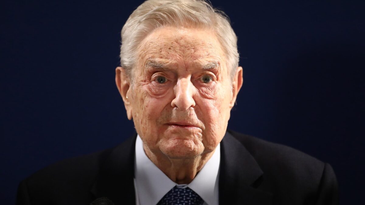 Soros vyhlasuje vojnu Trumpovi a jeho administratíve