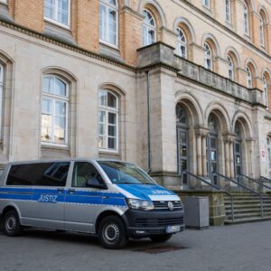 Podozrenie z korupcie: Zamestnanci mesta Osnabrück údajne prijímali peniaze od m...