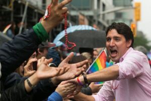 Trudeau minul 11,2 miliardy dolárov na propagandu WOKE