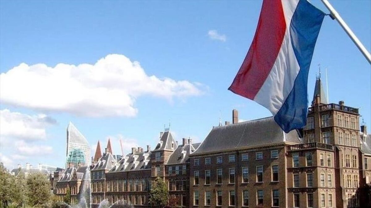 Holandský parlament odmieta účasť na pláne prezbrojenia EÚ z dôvodu finančných rizík!
