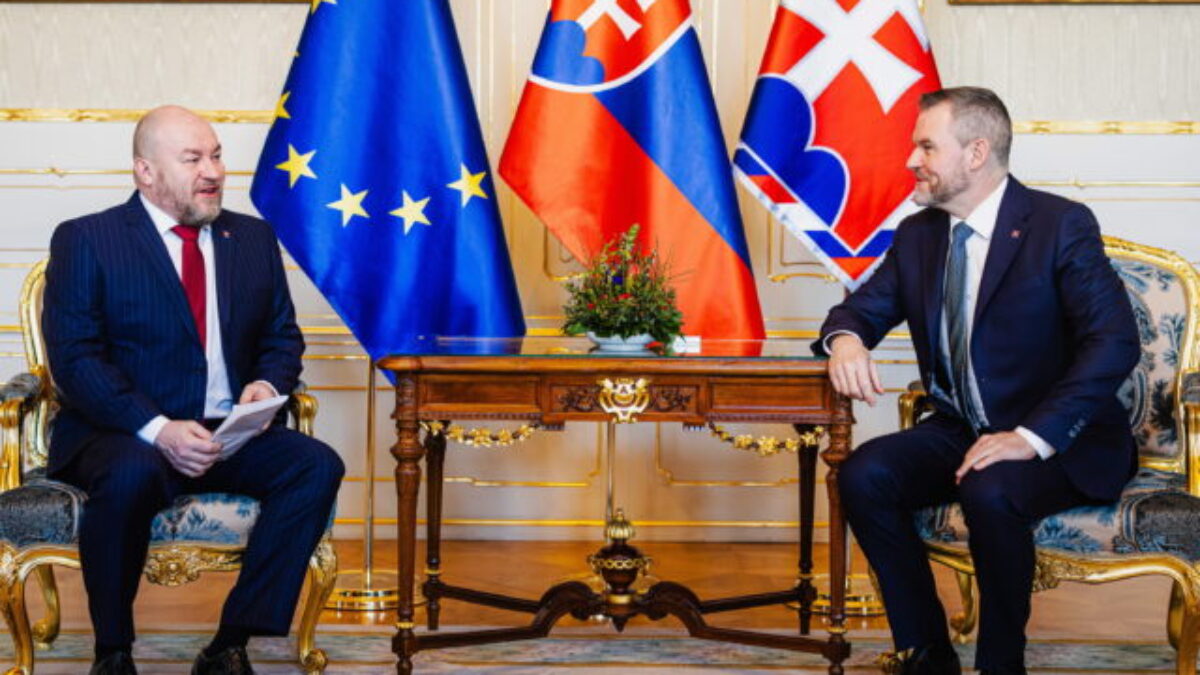 Pellegrini odvolá Keketiho, Huliak bude novým ministrom cestovného ruchu a športu