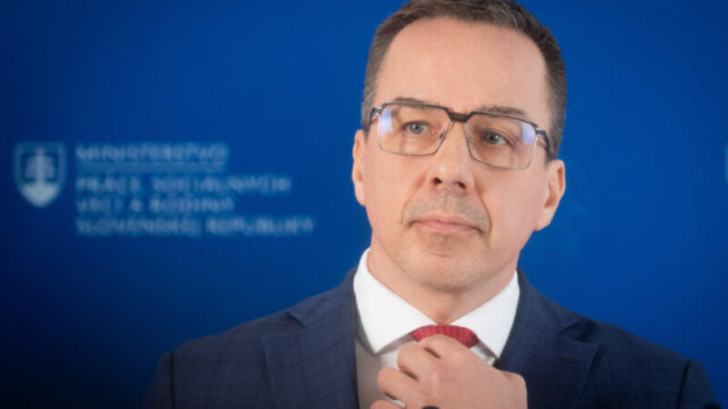 Minister Tomáš plánuje ochranu odborárov, prepustenie bude pod dohľadom inšpektorátu práce – VIDEO
