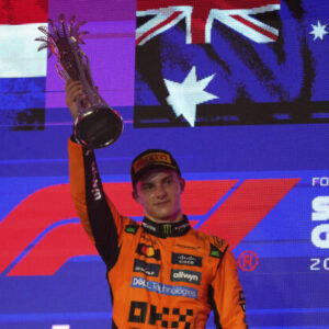 Piastri vyťažil z penalizácie Verstappena. Skonštatoval, že to boli to jedny z n...