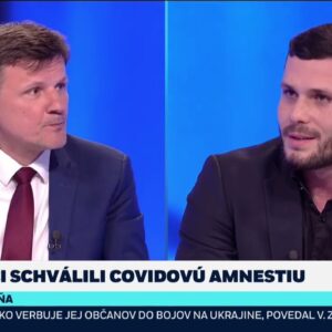 R. GLÜCK: TAK TOTO SI POZRITE! Vytočený Hlina, keď mu nastavím zrkadlo a poviem ...