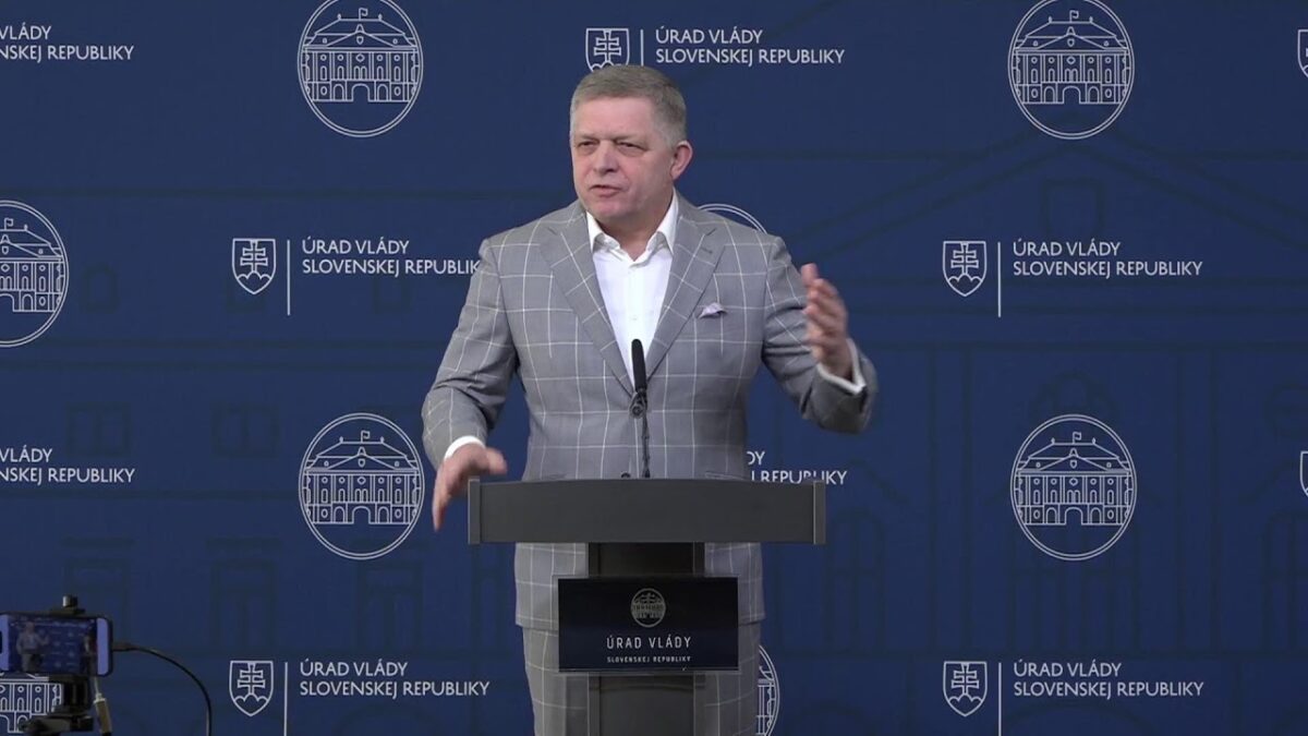 TK predsedu vlády R. Fica a generálnej riaditeľky E. Lisovej o štátnej podpore nájomného bývania