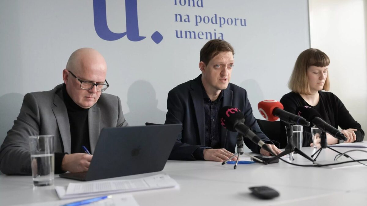 Zdržanie v rozhodovaní o dotáciách spôsobilo vedenie Fondu na podporu umenia svojou nečinnosťou, nie Rada FPU