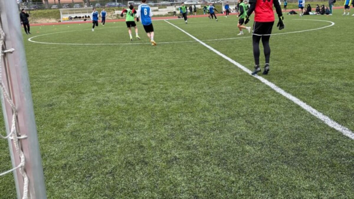 Dnes sme odštartovali turnaj v malom futbale pre stredné školy