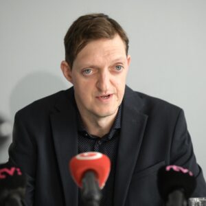 Rada FPU je znepokojená vyhláseniami riaditeľa FPU Róberta Špotáka o jej nefunkč...