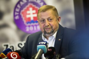 JUDr. Štefan Harabin: Európska únia posilňuje závislosť na USA