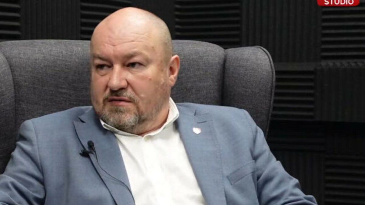 SZĽH nedokázal pritiahnuť talenty zo zámorskej NHL. Zväzy si zvykli na veľké balíky peňazí, tvrdí Huliak – VIDEO