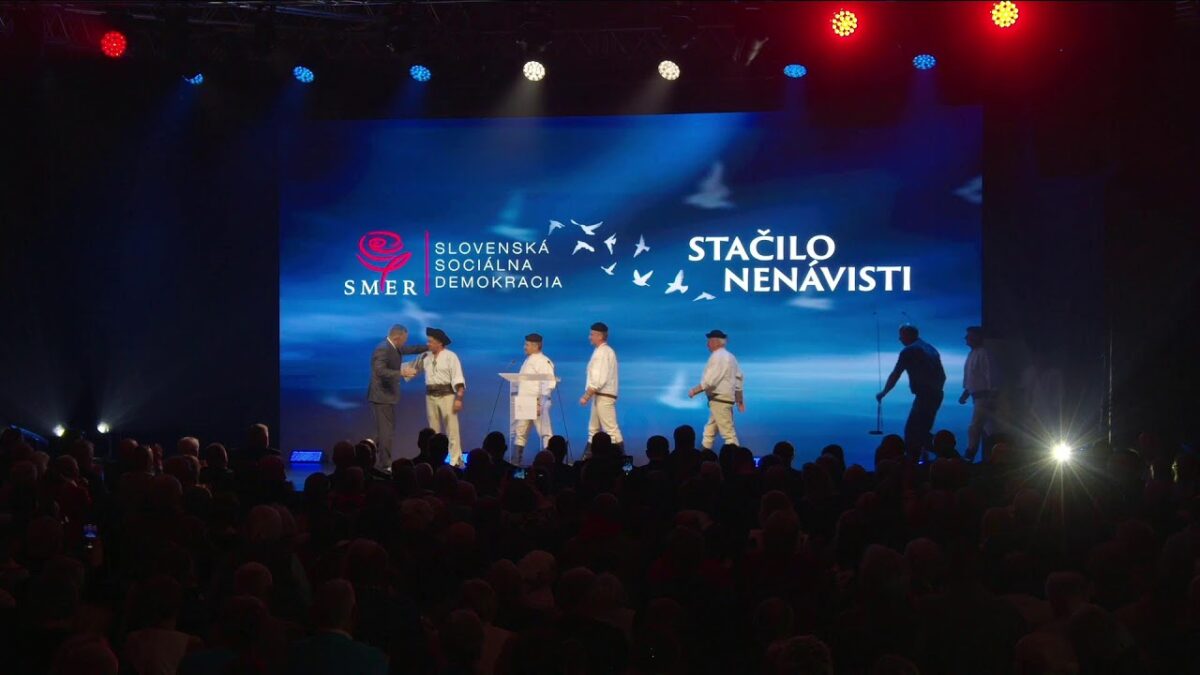 🔴 SLEDUJTE NAŽIVO podujatie STAČILO NENÁVISTI z Handlovej.