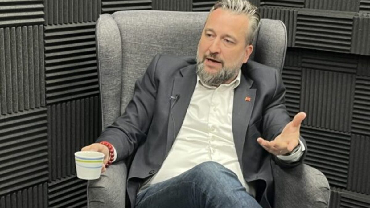 Blaha: Ak by Fico nezahlasoval v Bruseli za protiruské sankcie, ničomu by to nepomohlo – VIDEO