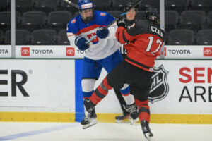 Mladí Slováci nestačili v semifinále MS na Kanaďanov, ale v dueli o bronz chcú n...