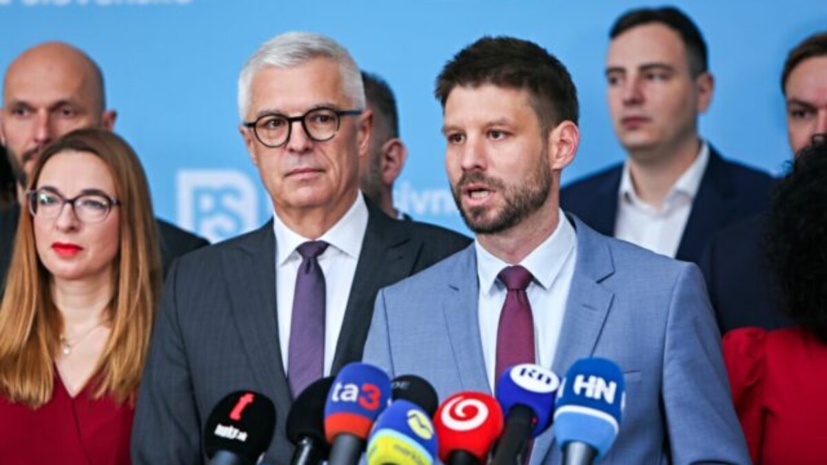 Šimečka skritizoval vyjadrenia najvyšších ústavných činiteľov, označil ich za „krčmové reči“ a Ficovi poradil založiť si podcast – VIDEO