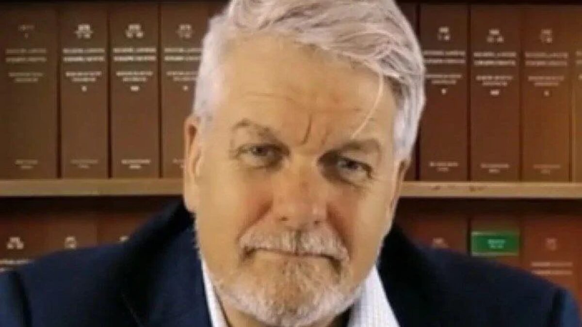 „Gatesgate“ eskaluje: prokurátor proti Billovi Gatesovi, generálnemu riaditeľovi spoločnosti Pfizer Burlovi a šéfovi NATO Ruttemu zatknutý