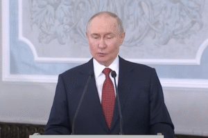 Ruský prezident Vladimir Putin ostro kritizoval lídrov NATO a Európy